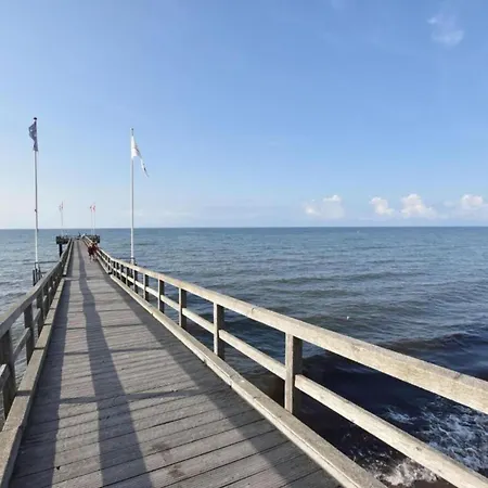In Strandnaehe In *